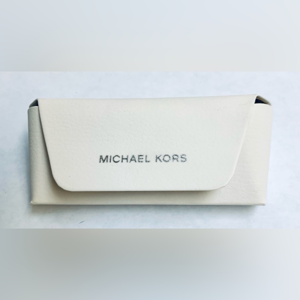 MICHAEL KORS EYE GLASS CASE CREAM KID LEATHER glasses sun glasses reading